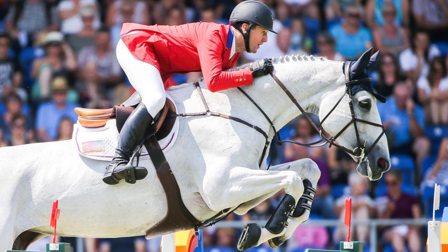 Melonjak ke Puncak, Prestasi Atlet Kuda Show Jumping Terbaik
